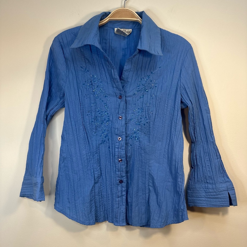 Fred David Beaded Button Down Blouse Top Blue Crinkle Plisse’ Fabric Womens Sz S